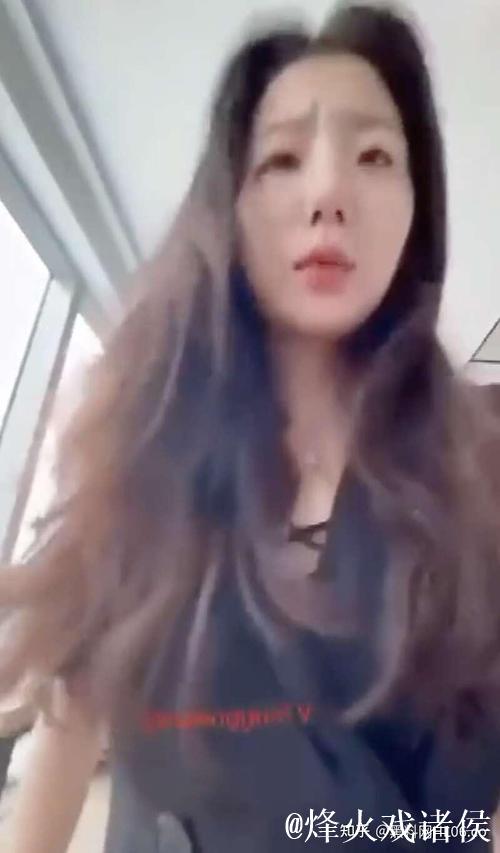 揭秘“51吃瓜张津瑜”:网络热议的背后故事 揭秘“51吃瓜张津瑜”:网络热议的背后故事